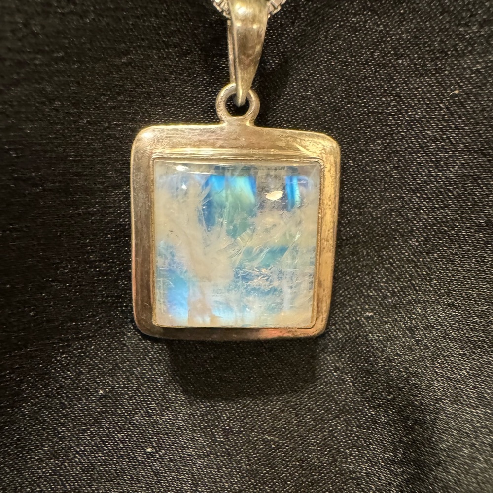 ✨Sold✨ Vintage Moonstone / 925 Sterling Silver Necklace - Picture 7 of 11